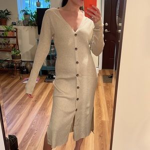 H&M Maxi Knit Buttoned Dress